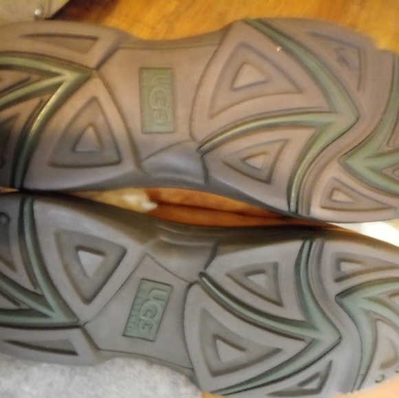 Ugg boots brown size 8 - Picture 4 of 8